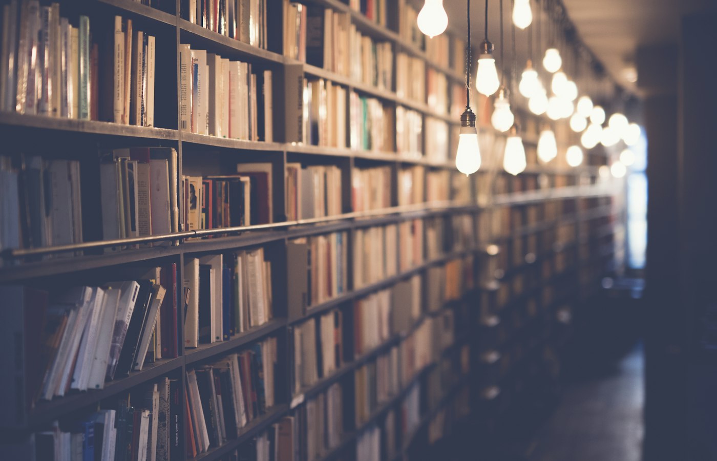 Scaffale di libri.